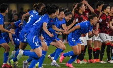 爱游戏网页版登录入口-女足比赛决赛将在本周末举行，各国队伍备战