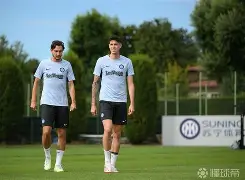 关于纽伦堡球迷齐心协力为球队备战接下来的比赛的信息