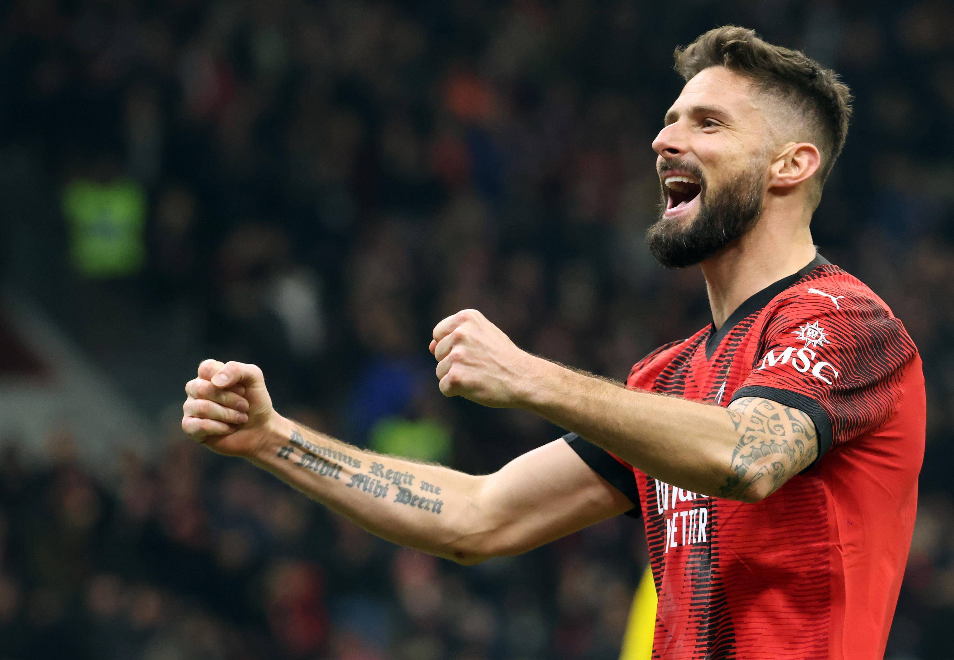 AC米兰签约新门将，创造队史转会纪录，意甲有望再次登顶的简单介绍