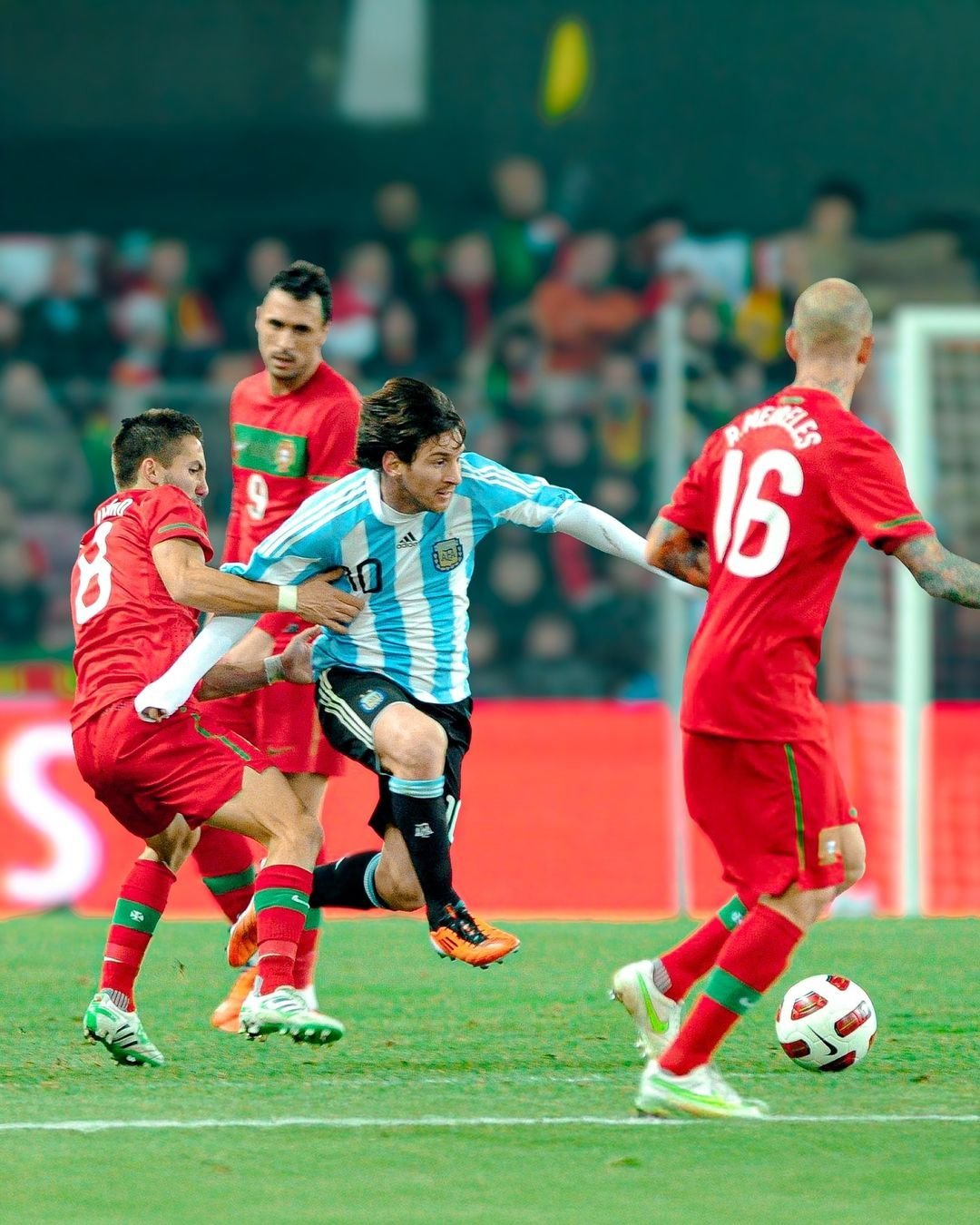 西班牙队力克克罗地亚进四强