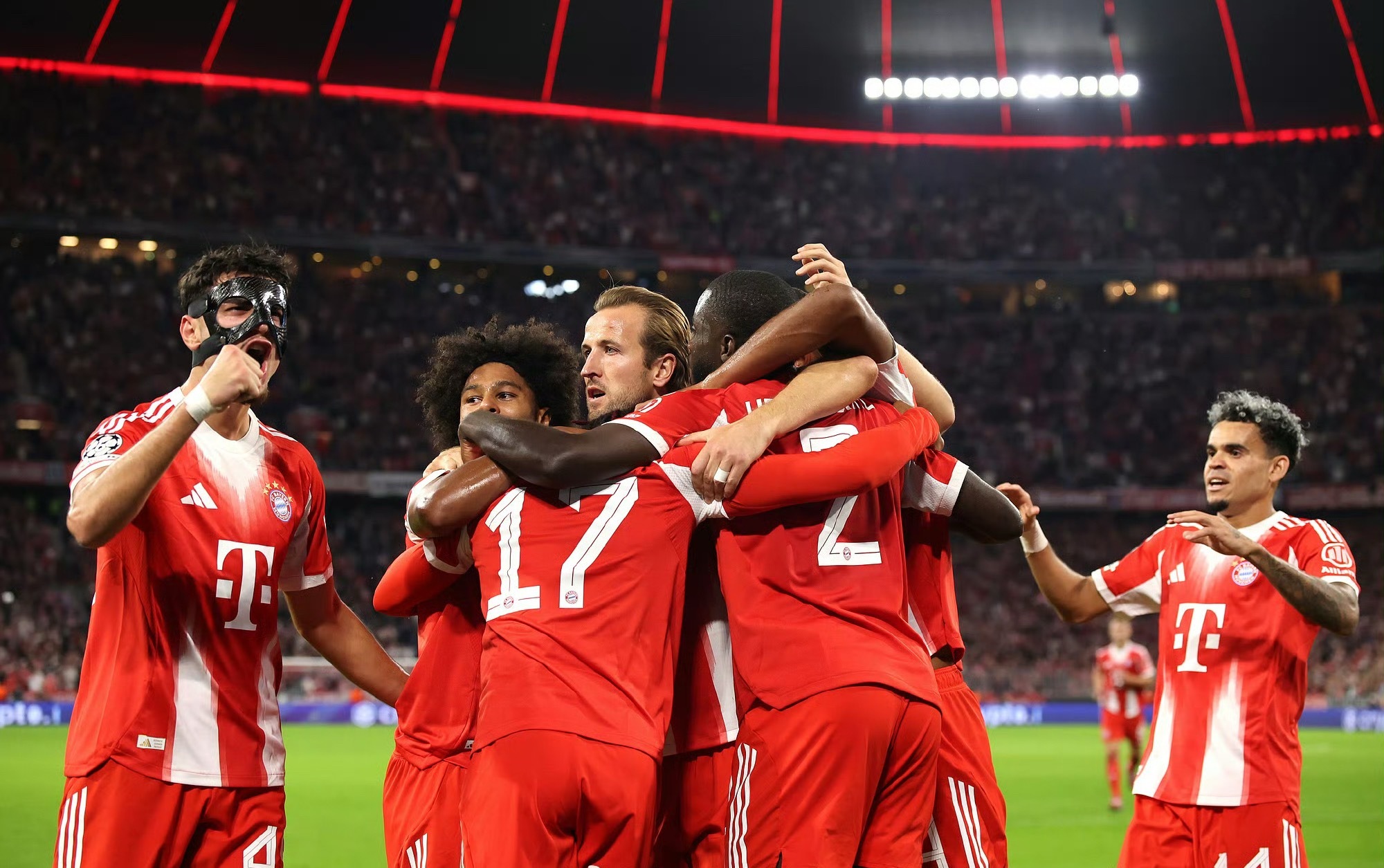 包含拜仁慕尼黑击败切尔西，晋级欧冠半决赛的词条