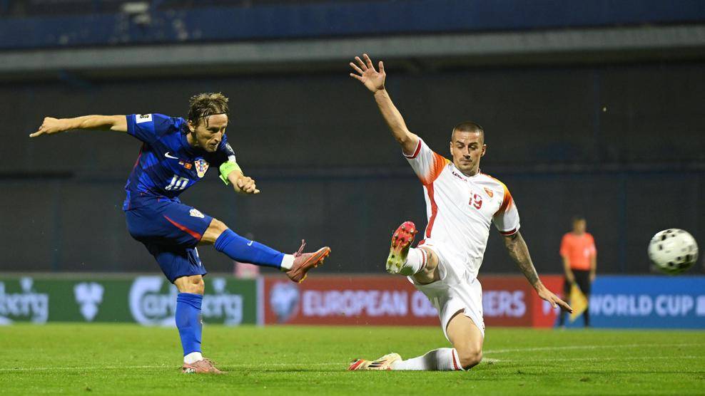 包含关键战役！欧预赛大热对阵劲旅的词条